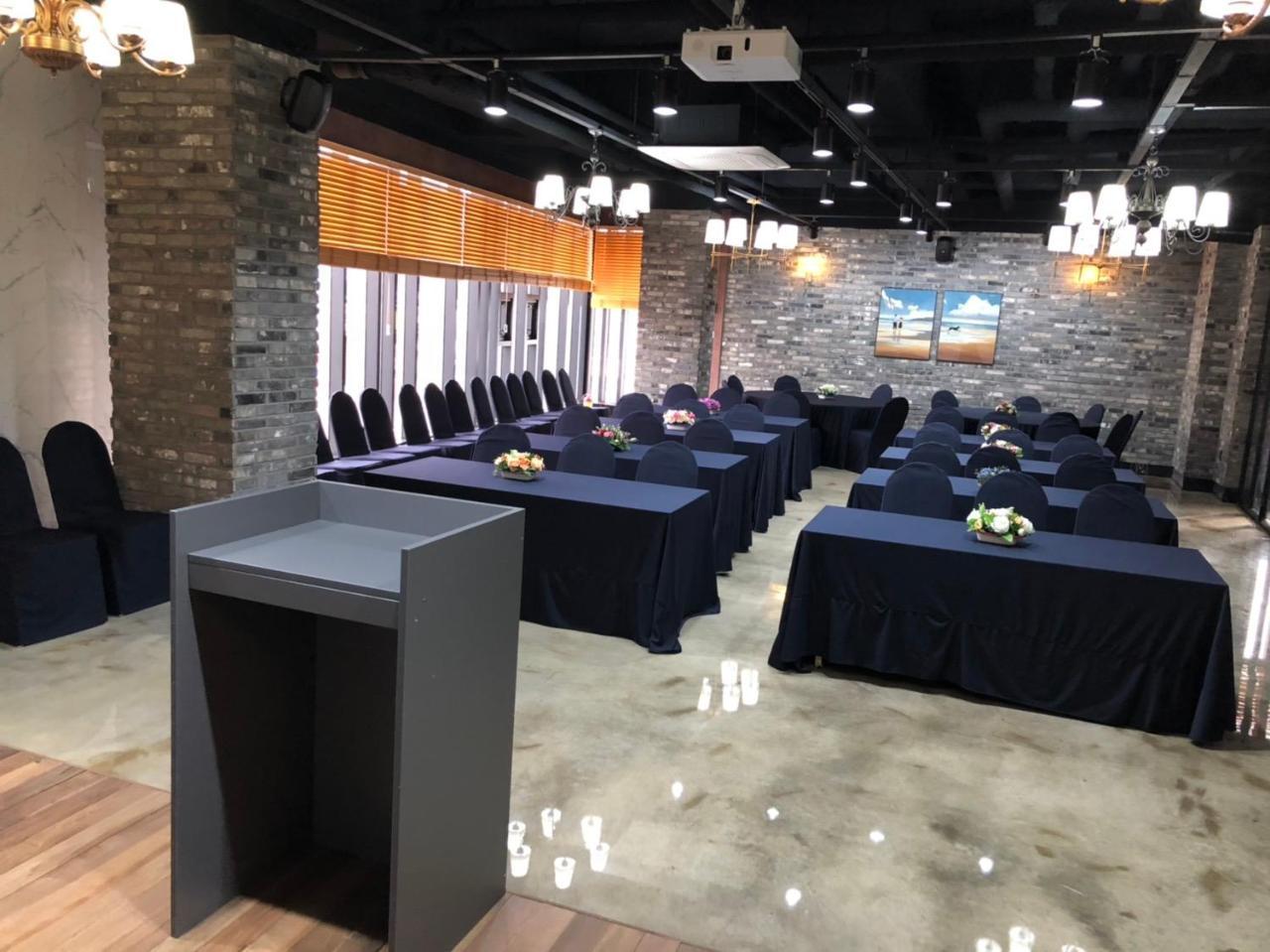 Royal Hotel Jeongeup Extérieur photo